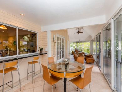 Three Bedroom on Sanibel Island  Gulf & Beach Views